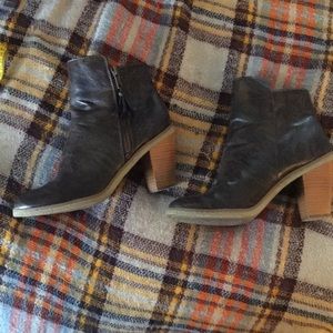 American Eagle Booties